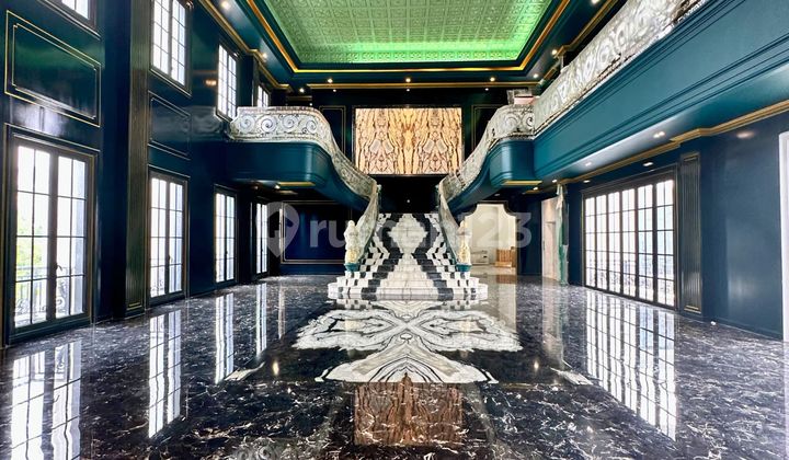 Sultan Pondok Indah House, the Most Luxurious House in Indonesia with SHM Sultan Pondok Indah House, the Most Luxurious House in Indonesia with SHM