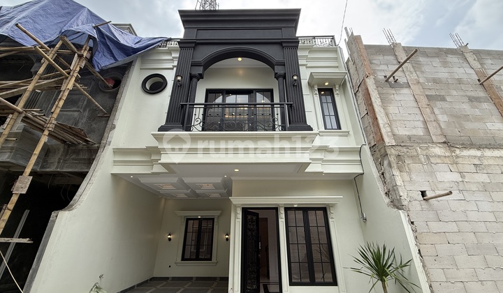 Brand New House di Jagakarsa Jakarta Selatan Rumah Mewah 3 Lantai Rooftop Termurah di Jakarta Selatan