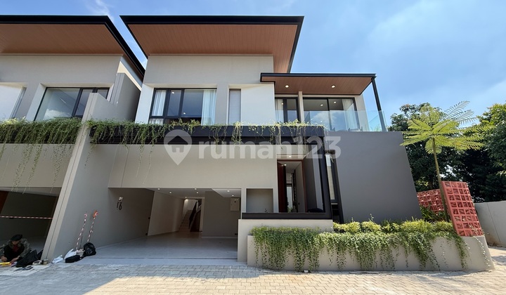 Modern 2-Story Private Pool Residence in Cilandak Near Cilandak Toll