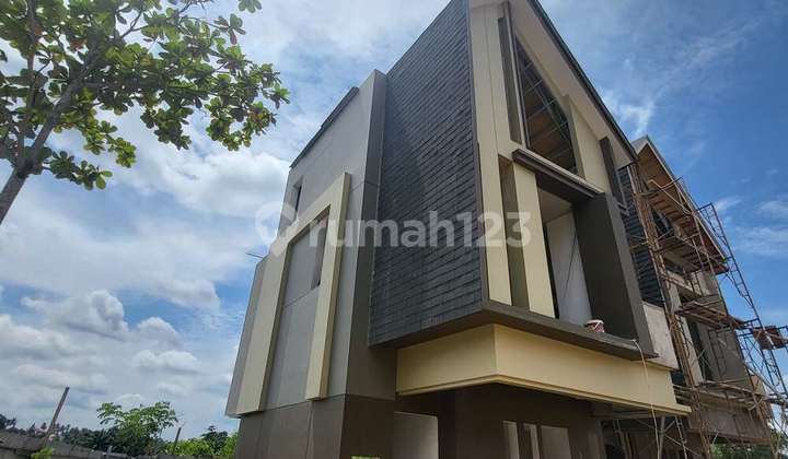 Luxury House Hangjebat Pekanbaru
