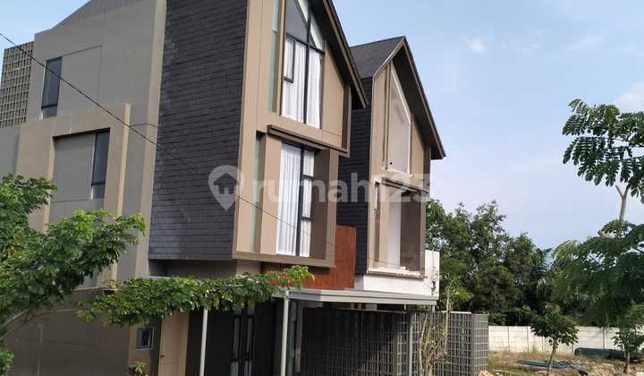 Elegant Home Dekat Diponegoro Pekanbaru