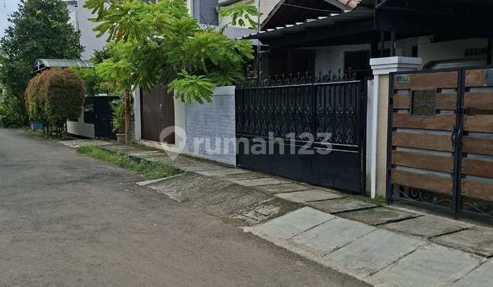Dijual Rumah di Meruya Selatan, Jakarta Barat 10X20