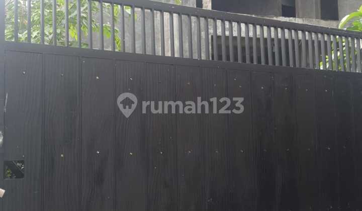 For Sale, Building, Boarding House, Ensuite Bathroom, Strategic Location Near UNPAM South Tangerang 2