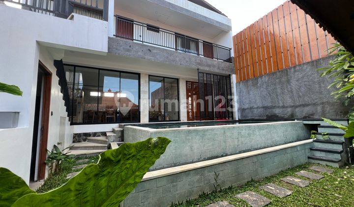 Tanah Lot Rice Barn Villa for Rent - 3 Bedroom New Villa | Rice Field and Ocean View | Private Pool | SHM and Building Permit | 6m Road Access Tanah Lot Rice Barn Villa for Rent - 3 Bedroom New Villa | Rice Field and Ocean View | Private Pool | SHM and Building Permit | 6m Road Access