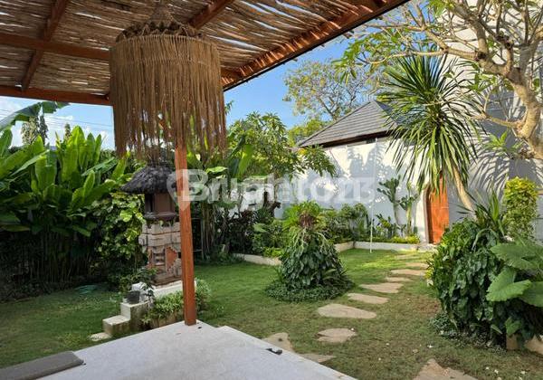 Fgtb Rent 3-Room Luxury 3-Bedroom Beachside Villa In Sanur - Prime Location, Modern Living, Irresistible Comfort Fgtb Rent 3-Room Luxury 3-Bedroom Beachside Villa In Sanur - Prime Location, Modern Living, Irresistible Comfort