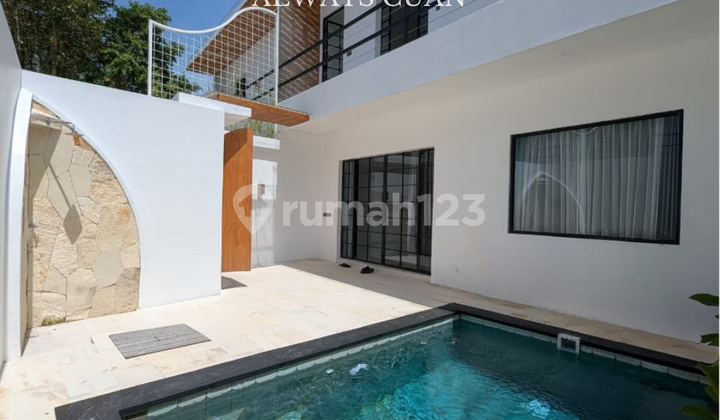 Villa Baru untuk Disewa di Padonan Canggu