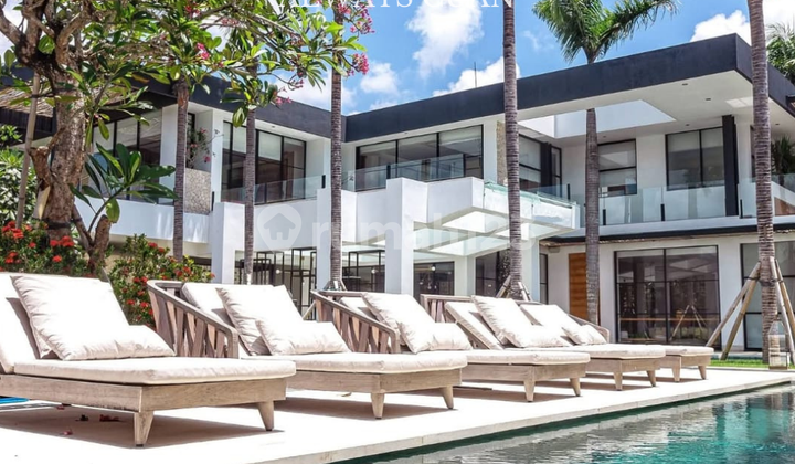 5 Bedroom Villa for Sale in Tumbak Bayuh 5 Bedroom Villa for Sale in Tumbak Bayuh