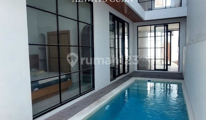 Ready-to-Occupy Villa with 3 Bedrooms and Private Swimming Pool Ready-to-Occupy Villa with 3 Bedrooms and Private Swimming Pool