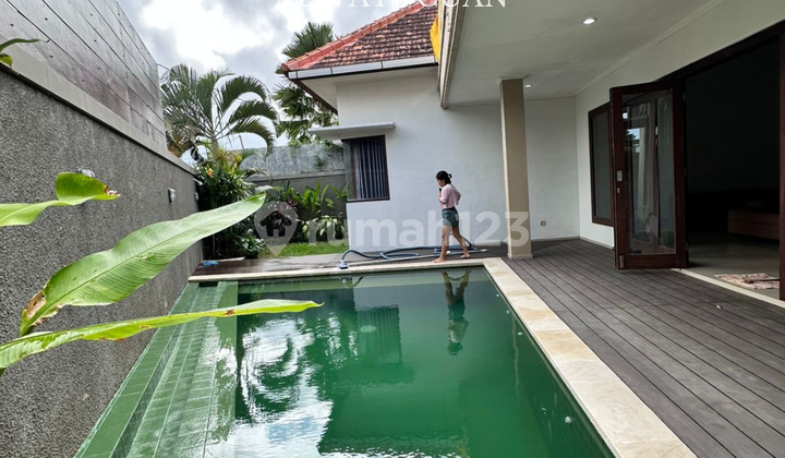 Villa Siap Huni dengan 3 Kamar Tidur Dijual