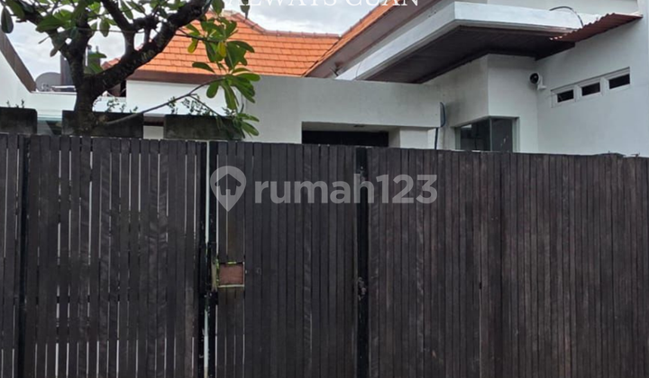 1-Story Villa For Sale in Taman Sari, Kerobokan Kelod