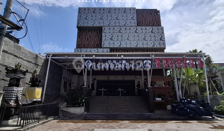 Hoter Bergaya Jepang Lokasi Pinggir Jalan Bypas Kuta Dijual