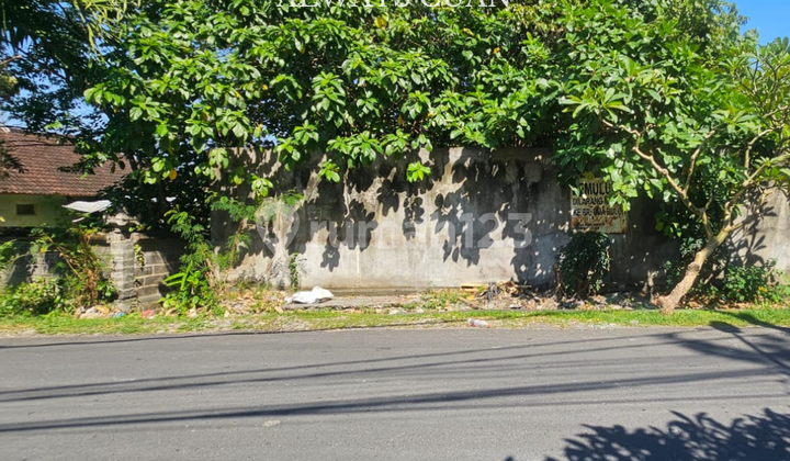 Ready-to-Build Land in Canggu City Center Ready-to-Build Land in Canggu City Center