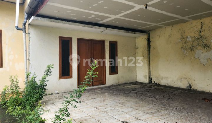 Dijual Rumah Potensi Usaha Jl Raya Cendrawasih Pi 2