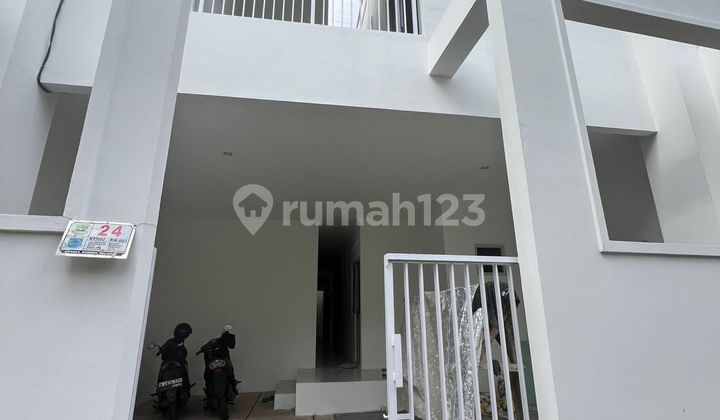 Newly Built Boarding Houses for Sale in Serpong, Near Pamulang University 2