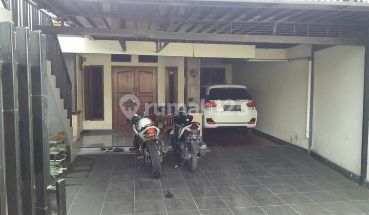 Dijual Usaha 1,5 Lantai Jl Raya Jombang, Pd Aren 2