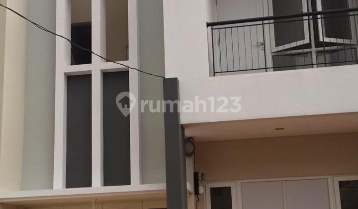 For sale in Rawa Bambu, Ps Minggu, South Jakarta. 2