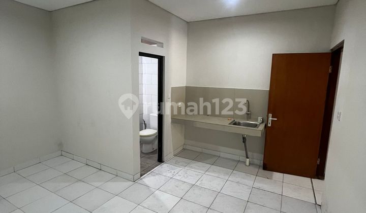 Strategic Ruko on Jalan Pendidikan, South DenpasarLocation Strategic & Suitable for Various Businesses