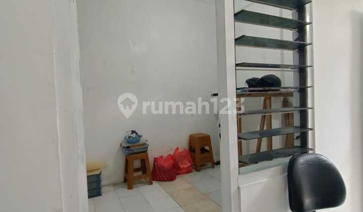 8 Bedroom Rental House Betngandang-Sanur Road, South Denpasar 2