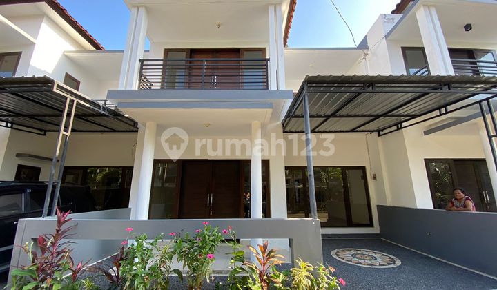 Rumah 2 Lantai di Abianbase