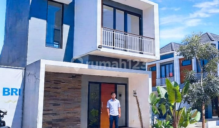 Town House Depan Bundaran Unpam Pamulang Town House Depan Bundaran Unpam Pamulang