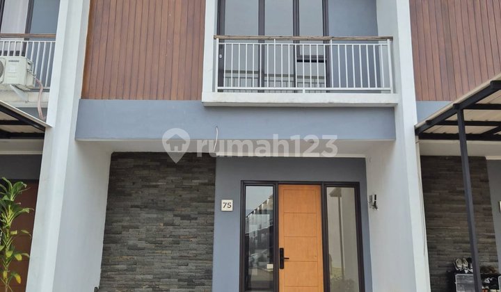 Dijual Rumah Minimalize di Pamles Park Pamulang Siaphuni Dijual Rumah Minimalize di Pamles Park Pamulang Siaphuni