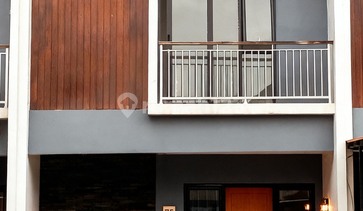 2-Story House with 3 BR Located Near Toll Access in Pamulang Area