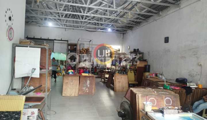 Gudang di Jalan Petek 1