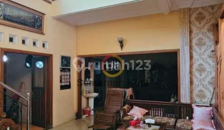 Rumah di Jalan Candi Kalasan 2