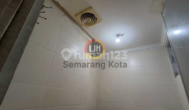 Ruko Bagus di Jalan Gajahmada 2