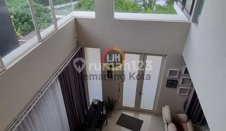 Rumah Mewah di Citra Grand 2