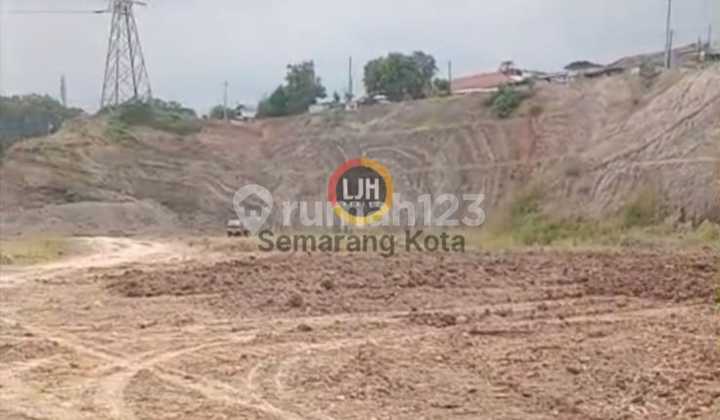 Kavling di Jalan Walisongo 1