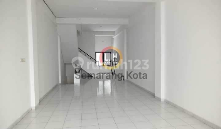 Ruko Bagus di Jalan Kelud Ruko Bagus di Jalan Kelud