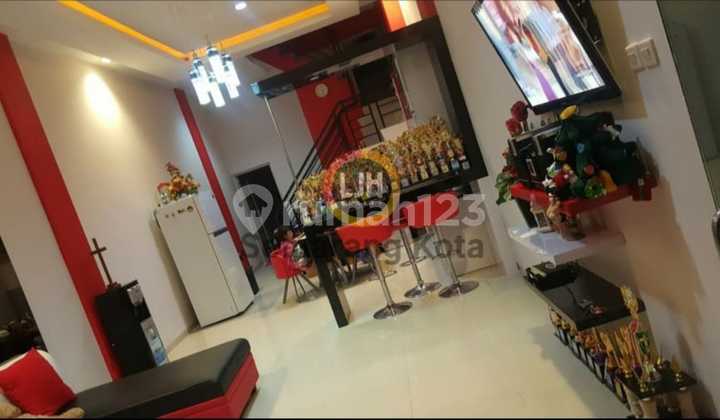 Ruko Bagus di Jalan Kartini 2