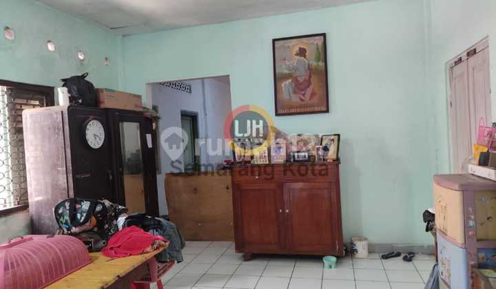 Rumah di Jalan Krakatau 1