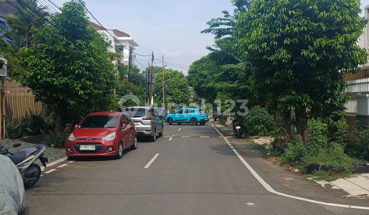 Land Hook Wide Road Suitable for Investment