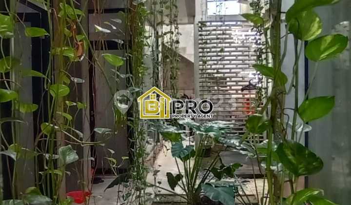 For Sale: Boarding House on Jl. Alternatif Cibubur, Near Tol Jatikarya, Jatisampurna 2