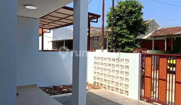 House in Jatisampurna Bekasi Near Jatikarya Toll Road and Cibubur Toll Road 2