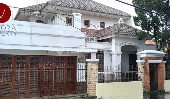 Jual Rumah Mewah Berkolam Renang di Cibubur. 2