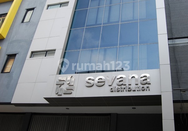 Gudang Dan Kantor Infinia Park Manggarai Lt 240, Lb 515, Hrg 3 M 