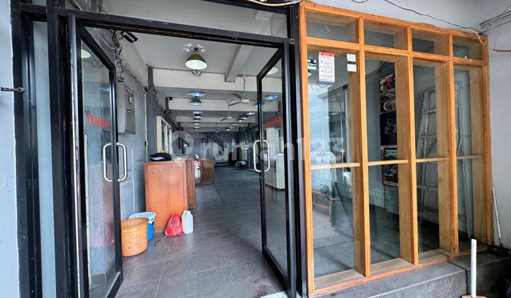 For Sale & Rent: Well-Maintained Shop House for Business in Central Jakarta (Only 1 Unit Available) For Sale & Rent: Well-Maintained Shop House for Business in Central Jakarta (Only 1 Unit Available)