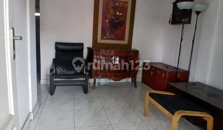 For Quick Sale: 2-Story House Ready to Occupy in Perumnas Depok 1, Close to Top-Rated Schools 2