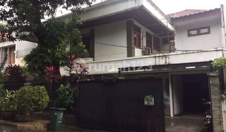 Rumah di Jakarta Selatan, Dukuh Patra, Setiabudi, Dekat Bidakara