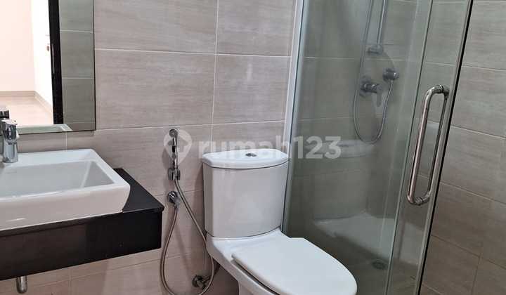 For Rent House River Valley Lebak Bulus South Jakarta 2