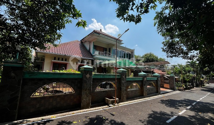 Rumah Mewah Siap Huni Lokasi Gaharu Semarang Atas (Brpt)