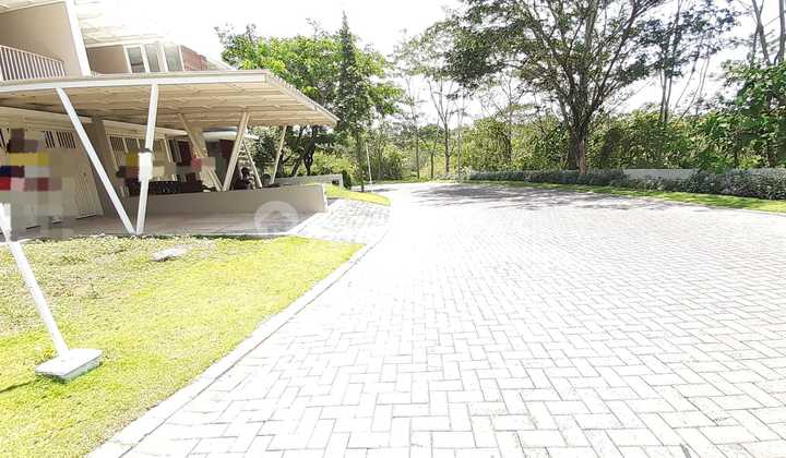 Nice 2-Story Luxury House Ready to Occupy in Tembalang Area, Semarang