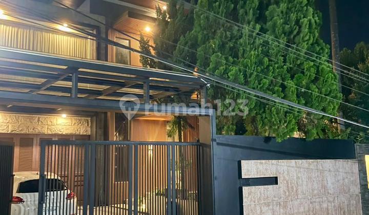 Dijual Rumah Mewah, Banyumanik 1
