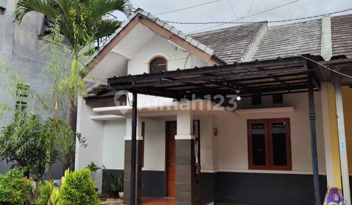 Strategic Move-In Ready House in Cluster Near Arcamanik Endah 2