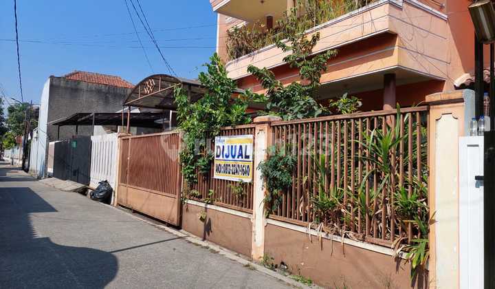 Rumah Murah Di Komplek Bunga bakung Endah depan Margacinta Park 2