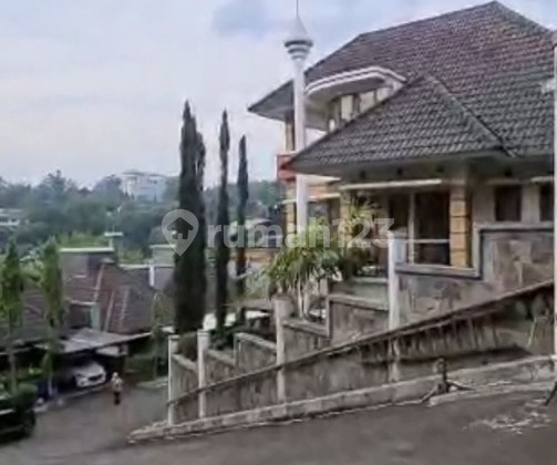 Rumah Lux Full Furnish Dalam Cluster Area Dago View Kota 2