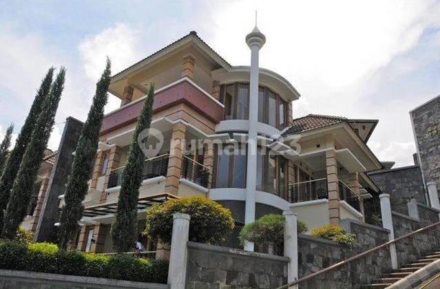 Rumah Lux Murah Istimewa Furnish di Dago Dekat Itb Unpad Unikom